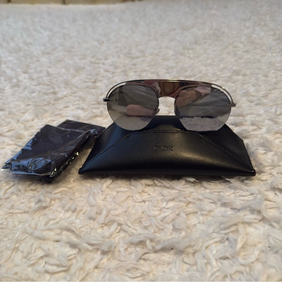 Christian DIOR DIO(R)EVOLUTION 2 
Silver Aviator Sunglasses EUC - Picture 3 of 8